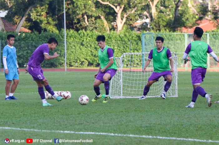 ĐT Việt Nam rèn quân chuẩn bị nghênh chiến Indonesia - Bóng Đá