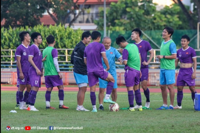 ĐT Việt Nam rèn quân chuẩn bị nghênh chiến Indonesia - Bóng Đá