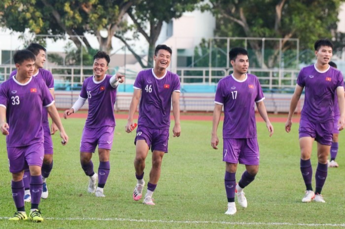 ĐT Việt Nam rèn quân chuẩn bị nghênh chiến Indonesia - Bóng Đá