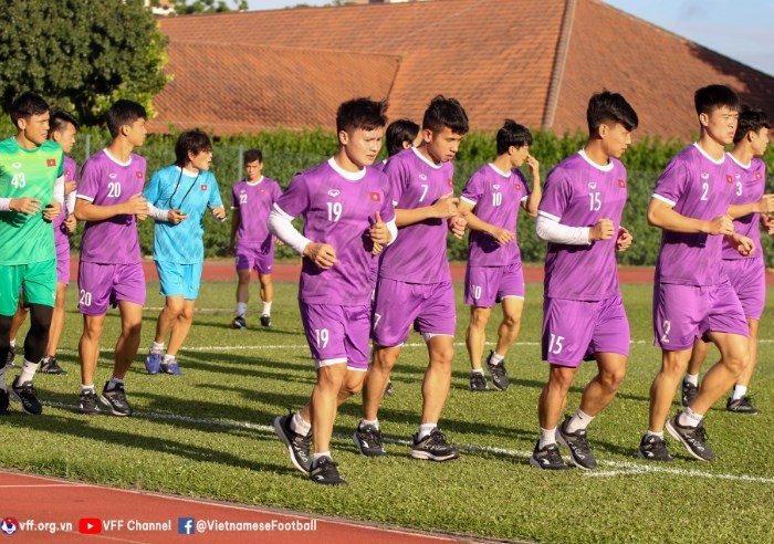 ĐT Việt Nam rèn quân chuẩn bị nghênh chiến Indonesia - Bóng Đá