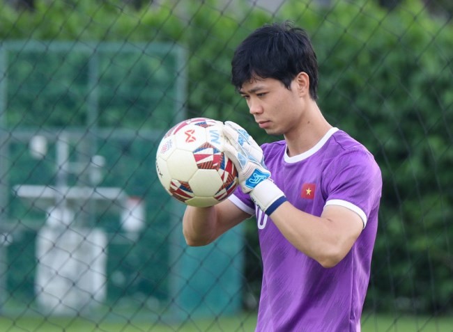 Công Phượng làm thủ môn, ĐT Việt Nam rèn quân chờ đối đầu Campuchia - Bóng Đá