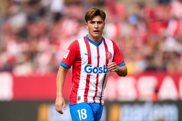 Barca có nên bán hai cầu thủ trẻ cho Girona để đổi lấy Aleix Garcia? - Bóng Đá