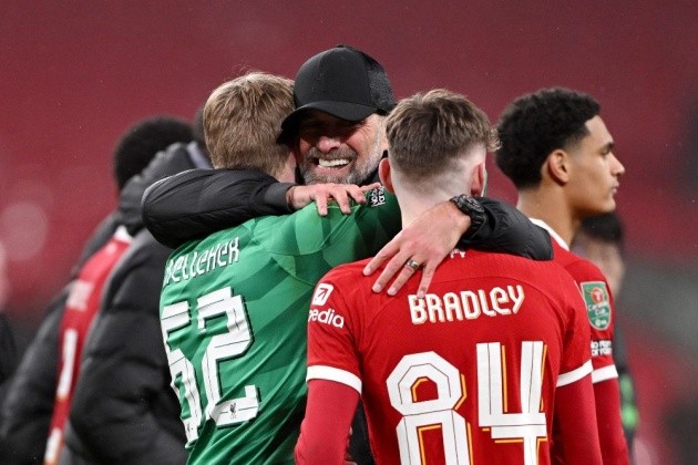 Sự khác biệt giữa Klopp và Pep đã tạo nên cuộc đấu kinh điển - Bóng Đá