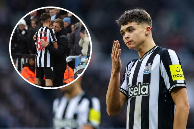 Lewis Miley - cầu thủ trẻ nhất ra mắt Newcastle là ai? - Bóng Đá