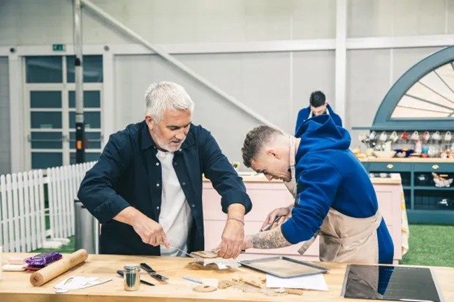 England's footballers do their own Great British Bake Off - Bóng Đá