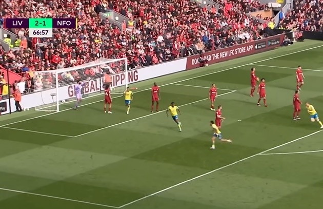 Henderson giận đỏ mặt vì sự cẩu thả của Nunez - Bóng Đá