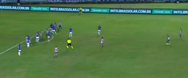 Điên rồ Hulk  - Bóng Đá