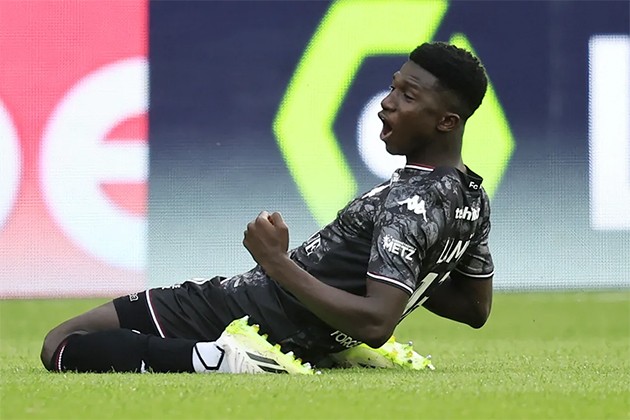 Lamine Camara - Bóng Đá
