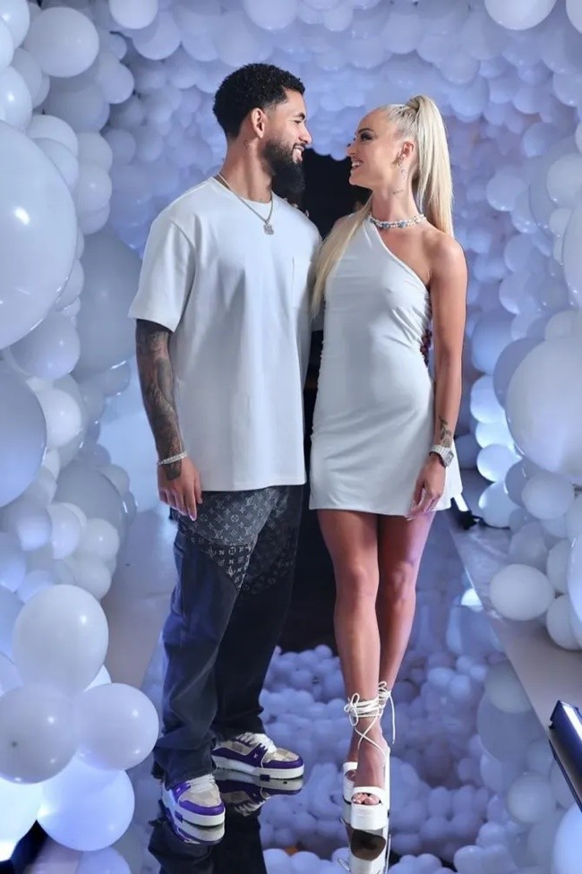 Inside Alisha Lehmann and Douglas Luiz’s romance - Bóng Đá