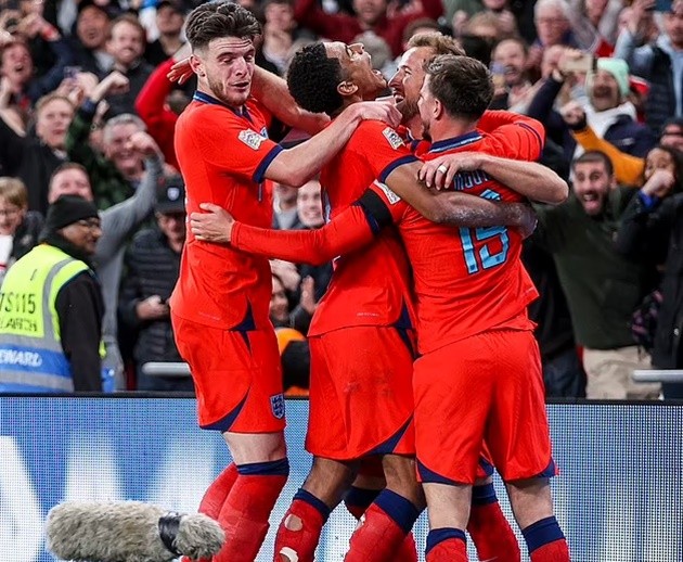 Những ngôi sao người Anh lấp lửng tương lai - Bóng Đá