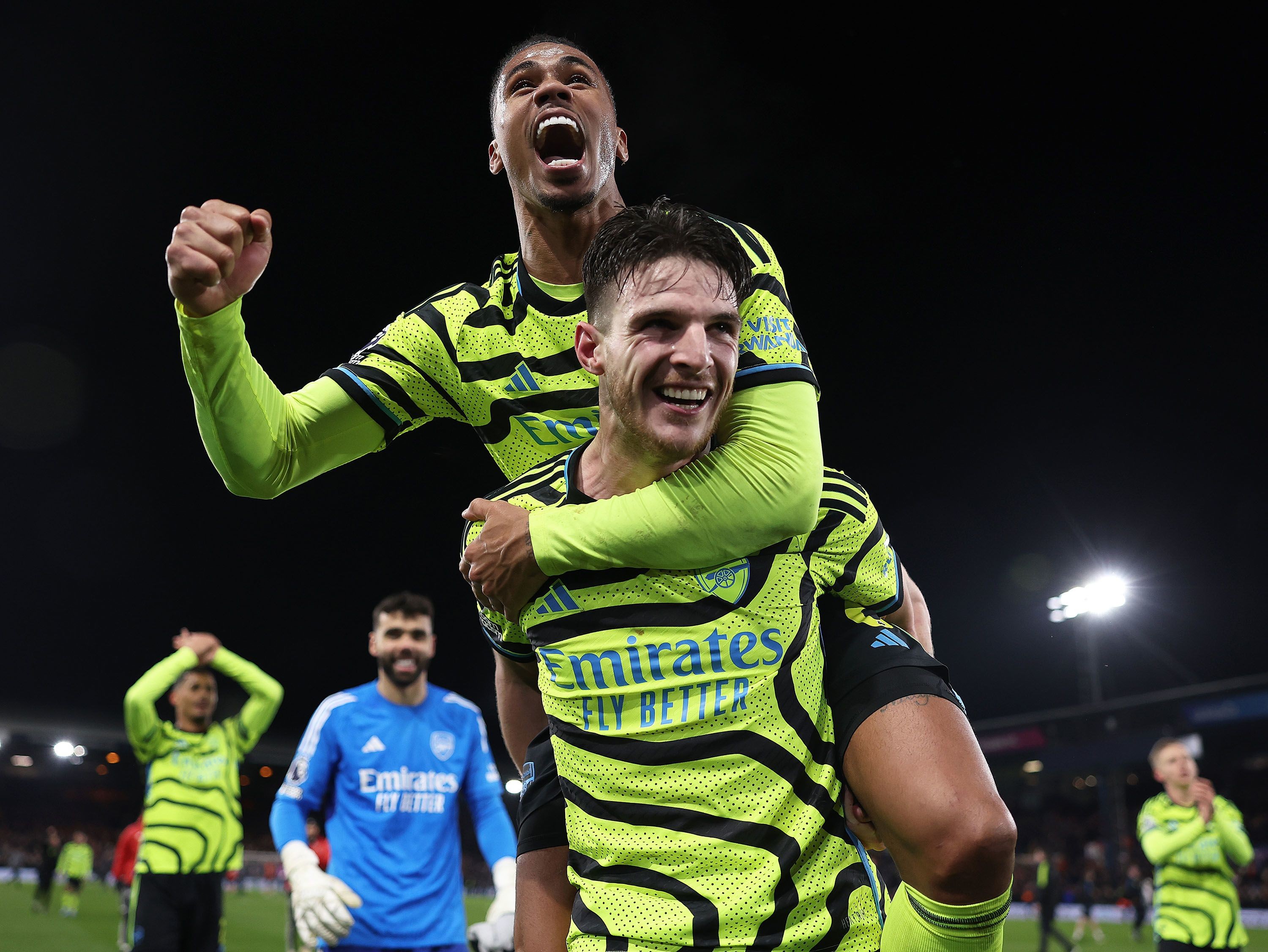 Arsenal đá thế này còn không mau vô địch - Bóng Đá