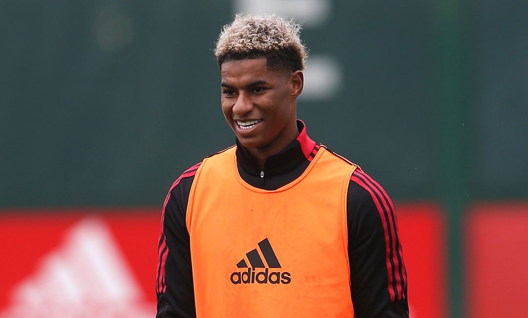 De Beek gây bất ngờ trên sân tập M.U, Rashford ra sân lần đầu mùa này - Bóng Đá