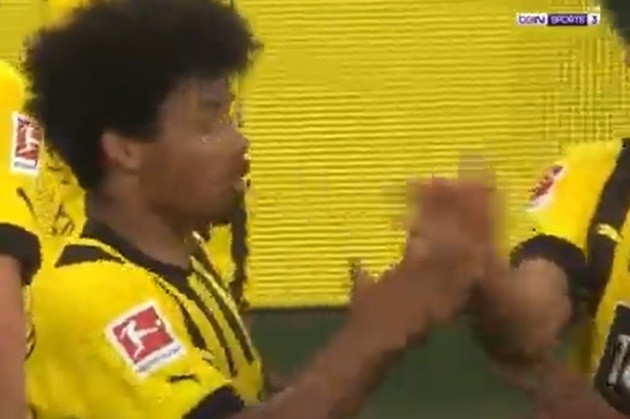 Vui quá trớn, Bellingham tặng đồng đội liên hoàn tát - Bóng Đá