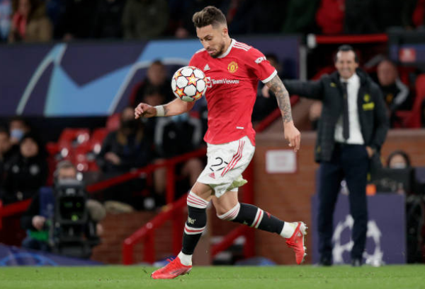 Telles nã volley đẹp mắt trong ngày Man Utd lội ngược dòng trước Villarreal - Bóng Đá