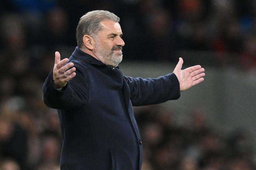 Ange Postecoglou đáp trả những chỉ trích về lễ ăn mừng của Arsenal - Bóng Đá