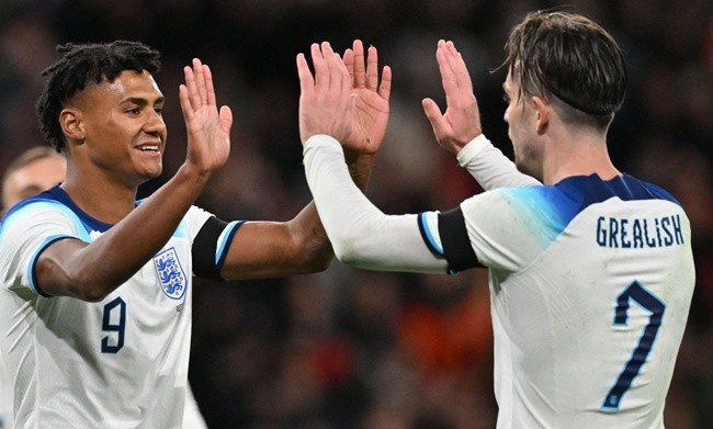 5 bàn + 5 kiến tạo, Premier League ngả mũ trước sát thủ toàn diện  - Bóng Đá