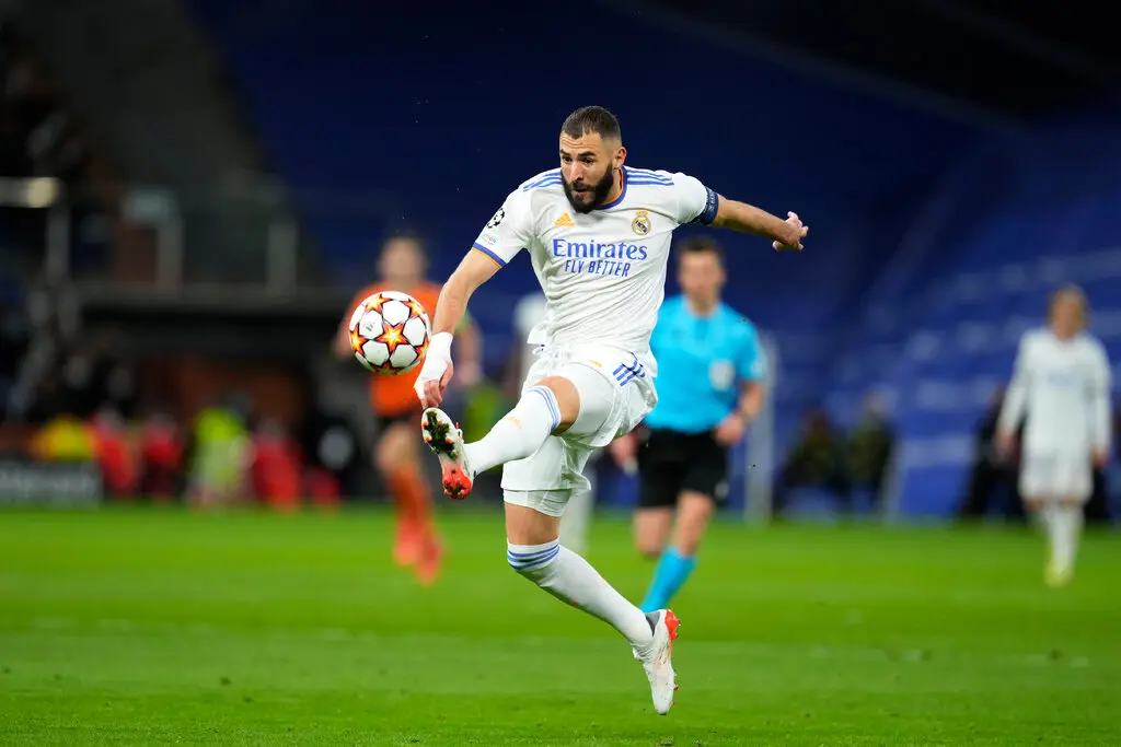 Tống tiền đồng đội, Benzema phải nhận án tù  - Bóng Đá