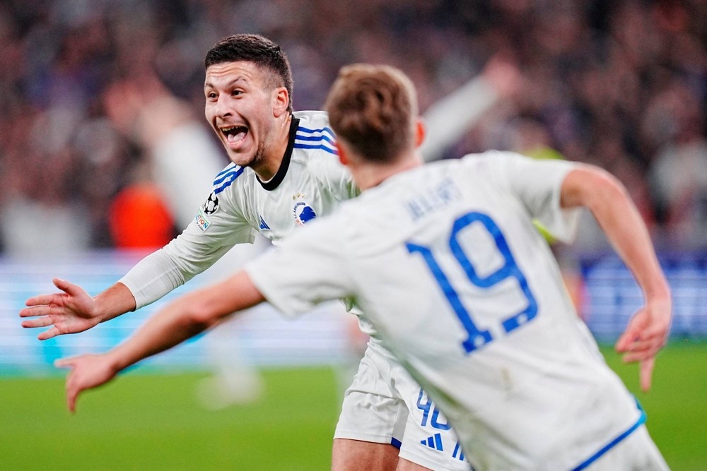 Ibrahimovic mới dần xuất hiện - Bóng Đá