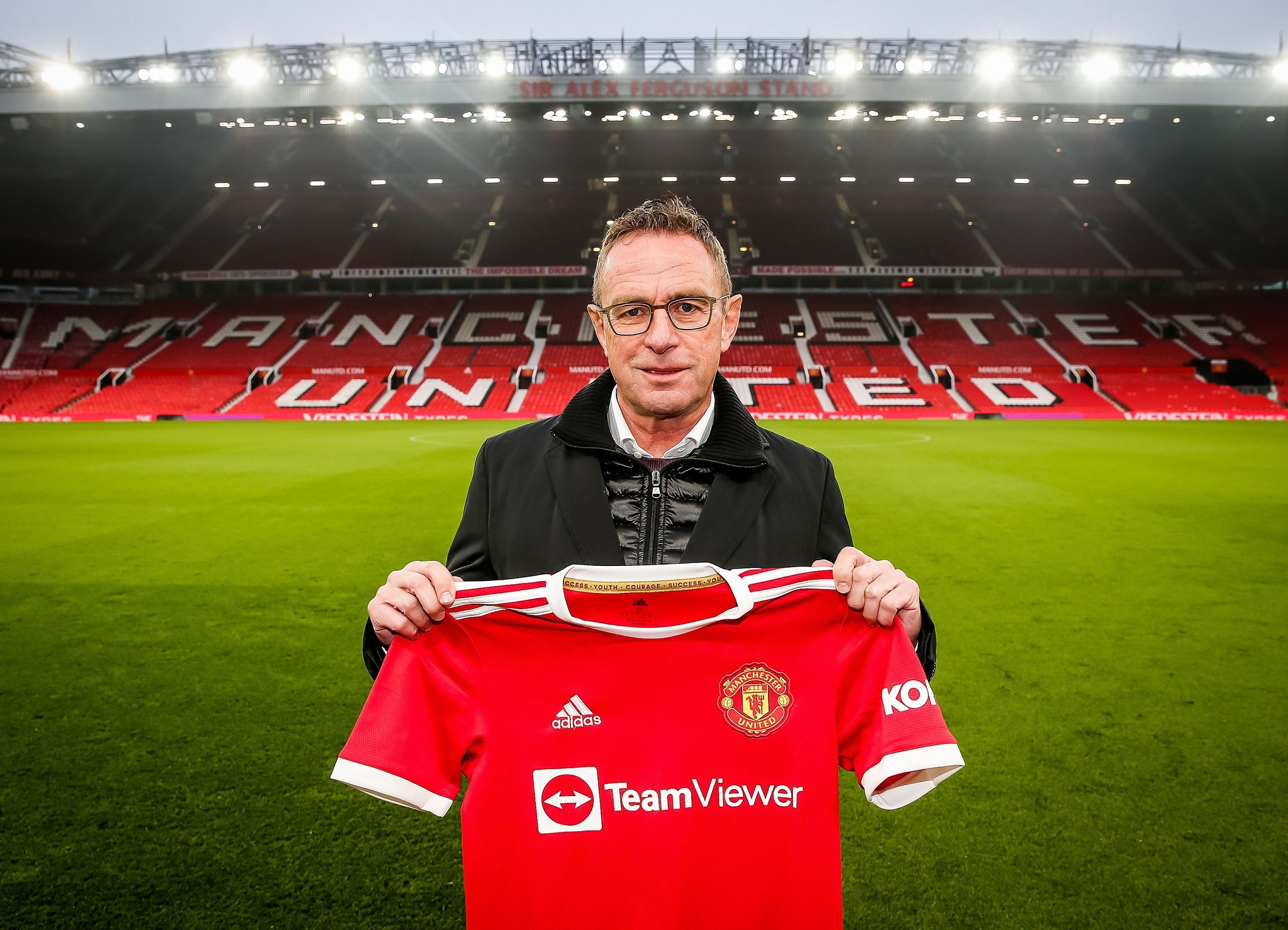 Sau tất cả, HLV mới chính thức ra mắt Man Utd - Bóng Đá