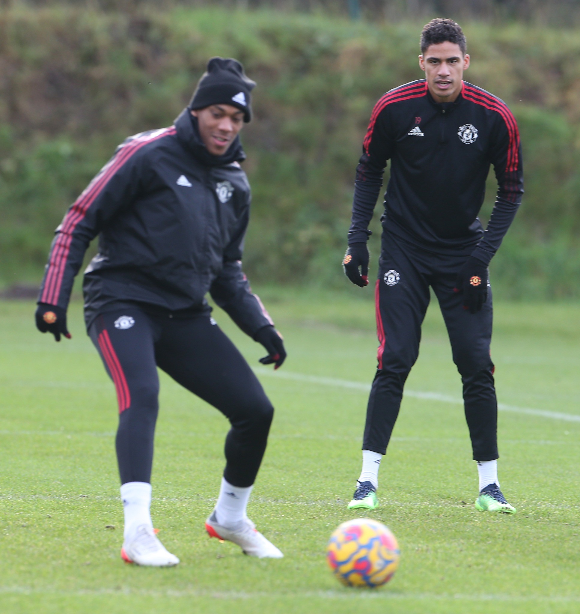 Bất ngờ Martial, Van de Beek  - Bóng Đá