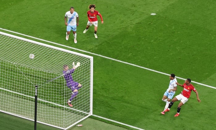 Manchester United - Crystal Palace - Bóng Đá