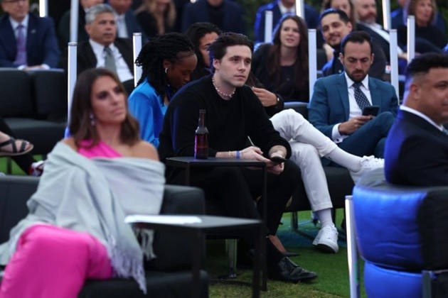 Ronaldo and Brooklyn Beckham arrive at glamorous Fifa World Cup 2026 Brand - Bóng Đá