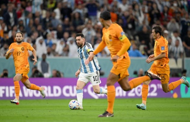 TRỰC TIẾP Hà Lan 0-0 Argentina (H1): Thế trận cân bằng - Bóng Đá