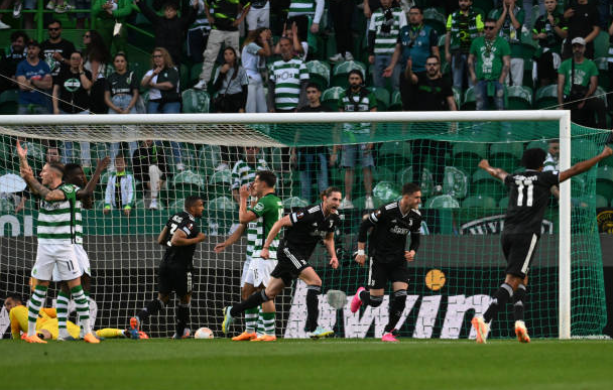 ảnh review Barcelona - Bóng Đá