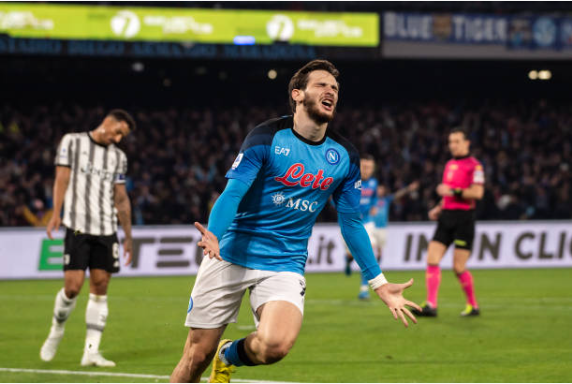 Merson giễu cợt cú sút phạt đền hỏng ăn của Haaland  - Bóng Đá