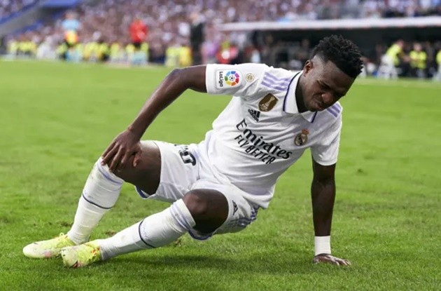 Ancelotti xác nhận siêu sao Real Madrid bị va chạm vs Almeria - Bóng Đá