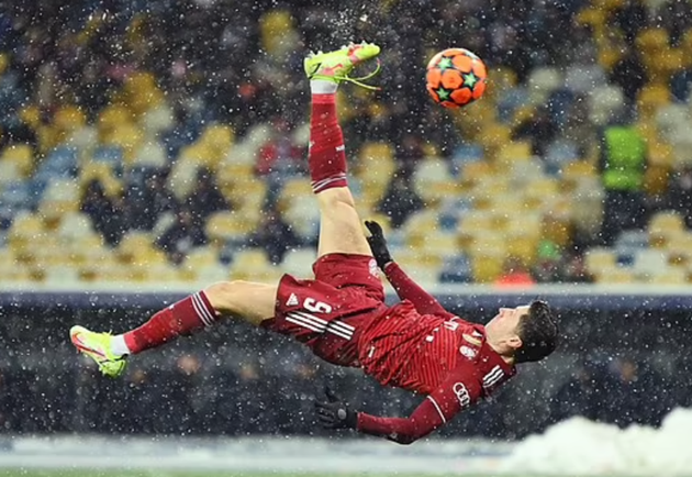 Dinamo Kiev - Bayern Munich - Bóng Đá
