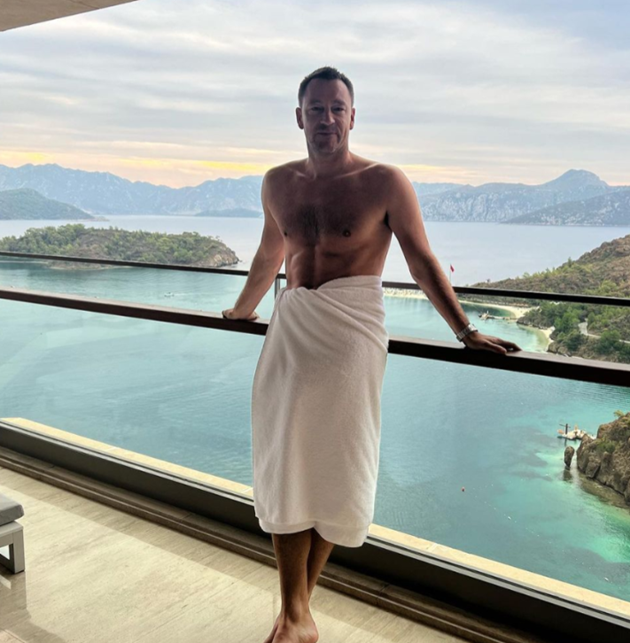 Inside Chelsea legend John Terry’s romantic holiday with wife Toni - Bóng Đá