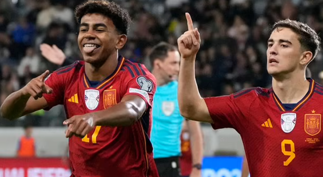 Liverpool: Ngư ông đắc lợi sau vòng 30 Premier League - Bóng Đá