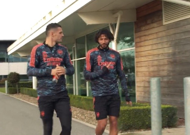 Hung thần Tây Ban Nha chia tay sân cỏ trong nước mắt - Bóng Đá