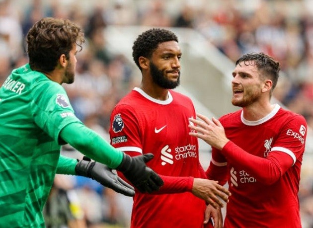 Màn trình diễn của Joe Gomez - Bóng Đá