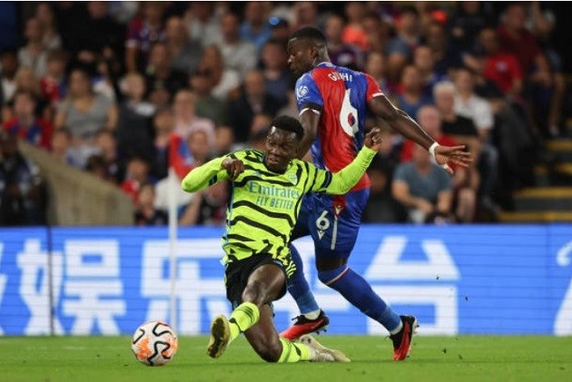 Nketiah hóa Welbeck trong chiến thắng của Arsenal - Bóng Đá