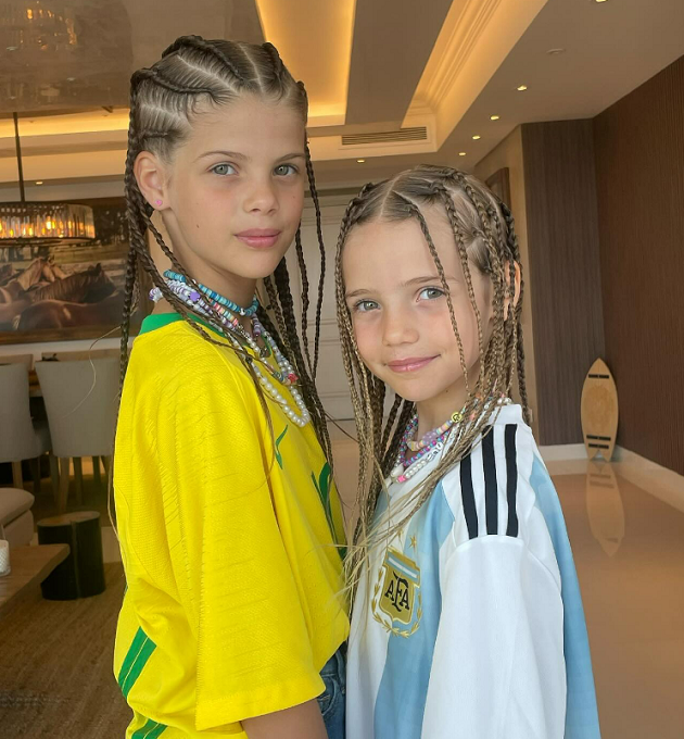 YouTuber thử thách sửa chữa xế hộp hỏng nặng của Rashford - Bóng Đá