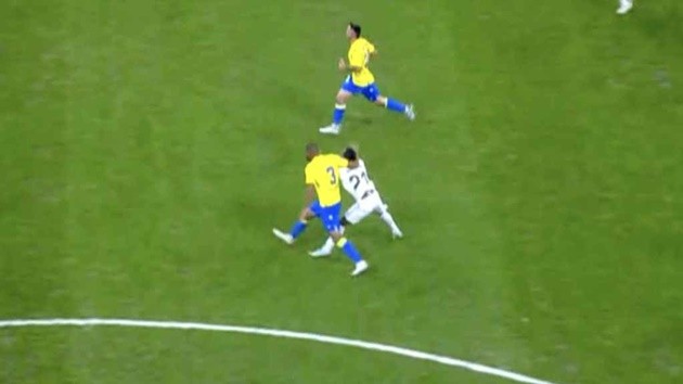 Luis Díaz will undergo surgery tomorrow - Bóng Đá