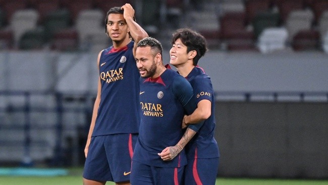 Mbappe sắp ra đi, Neymar tìm được cạ cứng mới - Bóng Đá