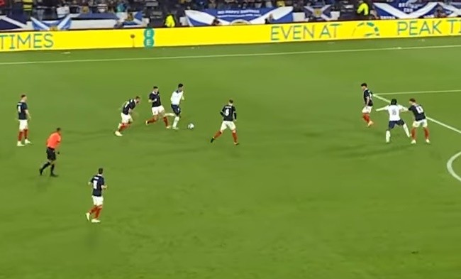 Ngả mũ trước Bellingham - Bóng Đá