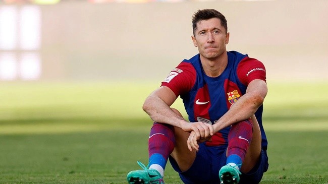 Barcelona chuẩn bị bán Robert Lewandowski vào mùa hè này - Bóng Đá