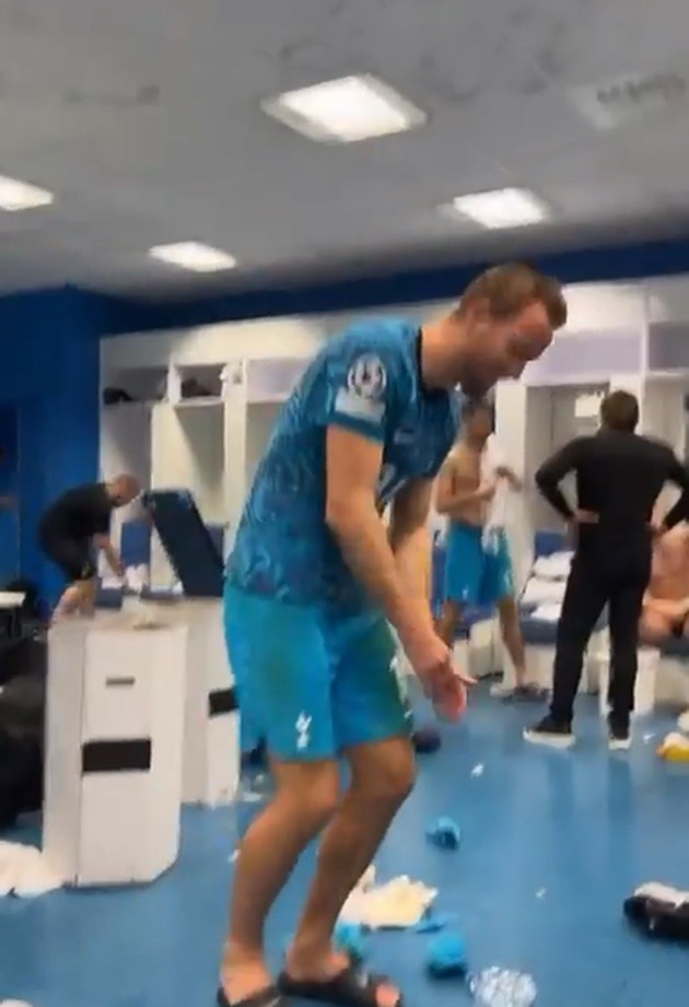 Dư âm trận Việt Nam 2-0 Lào: Hơn cả một chiến thắng - Bóng Đá