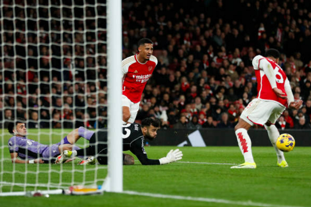 ‘He does nothing…’ Pundit left fuming with 28-year-old Arsenal player vs Liverpool - Bóng Đá