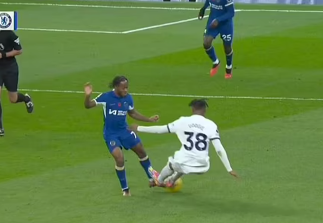 Mark Clattenburg lại chỉ trích tổ VAR - Bóng Đá