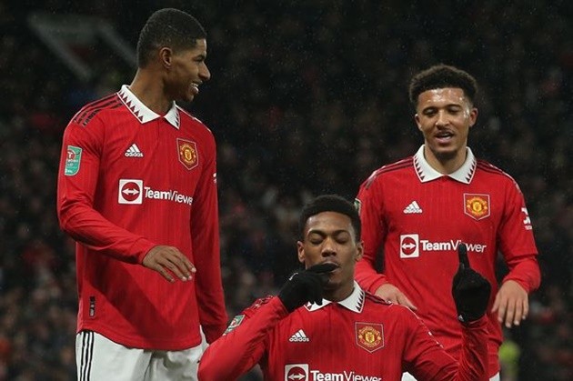 Sofyan Amrabat will not be on Fiorentina’s pre-season tour - Bóng Đá