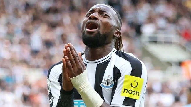 Newcastle accused of using Saudi ownership to inflate £30m Allan Saint-Maximin fee - Bóng Đá