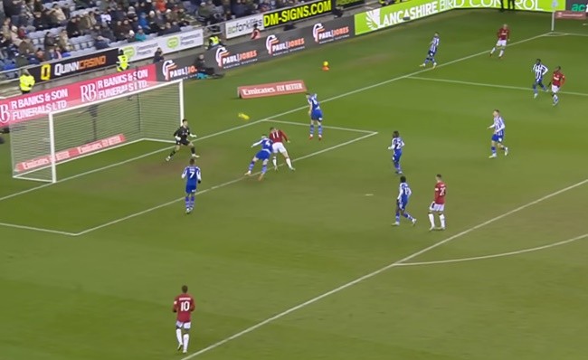 Thất vọng Rasmus Hojlund - Bóng Đá