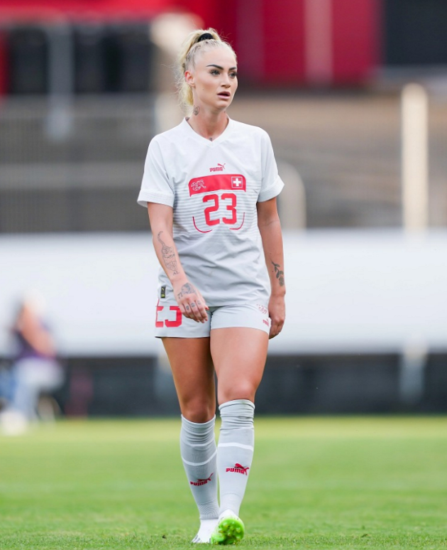 Alisha Lehmann vào vai 