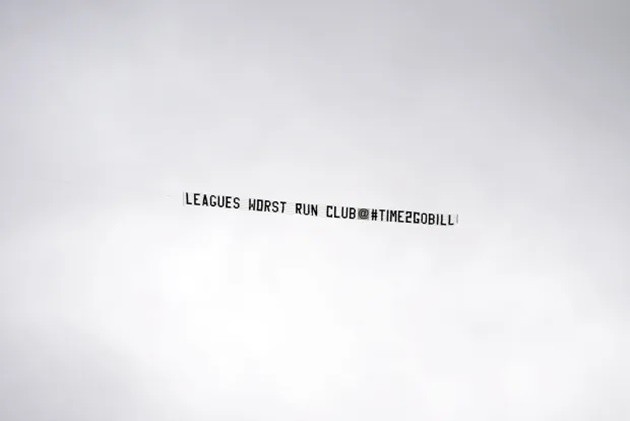 Vừa ghi bàn, sao Tottenham điên tiết tranh cãi với HLV vì bị thay ra - Bóng Đá