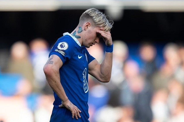 Andriy Lunin không hài lòng với việc phải ngồi dự bị - Bóng Đá